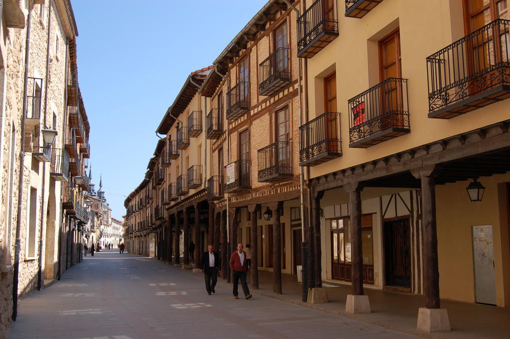 El Balcon De La Catedral Apartamento El Burgo De Osma Exterior foto